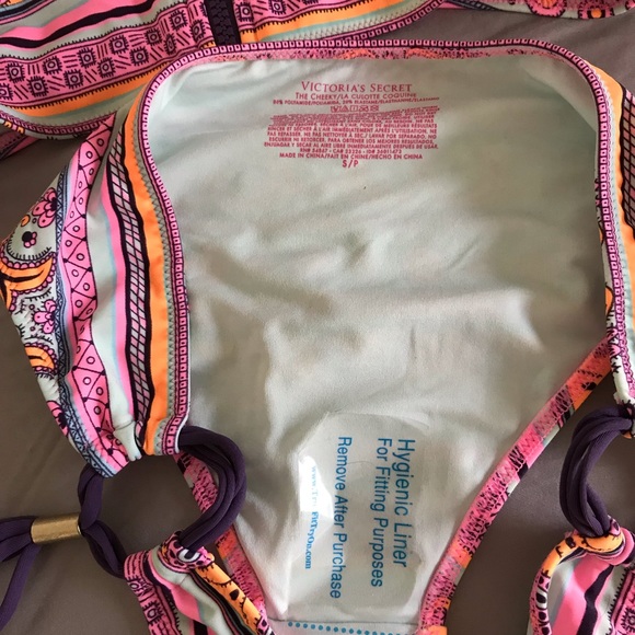 bathing suits - Picture 3 of 3